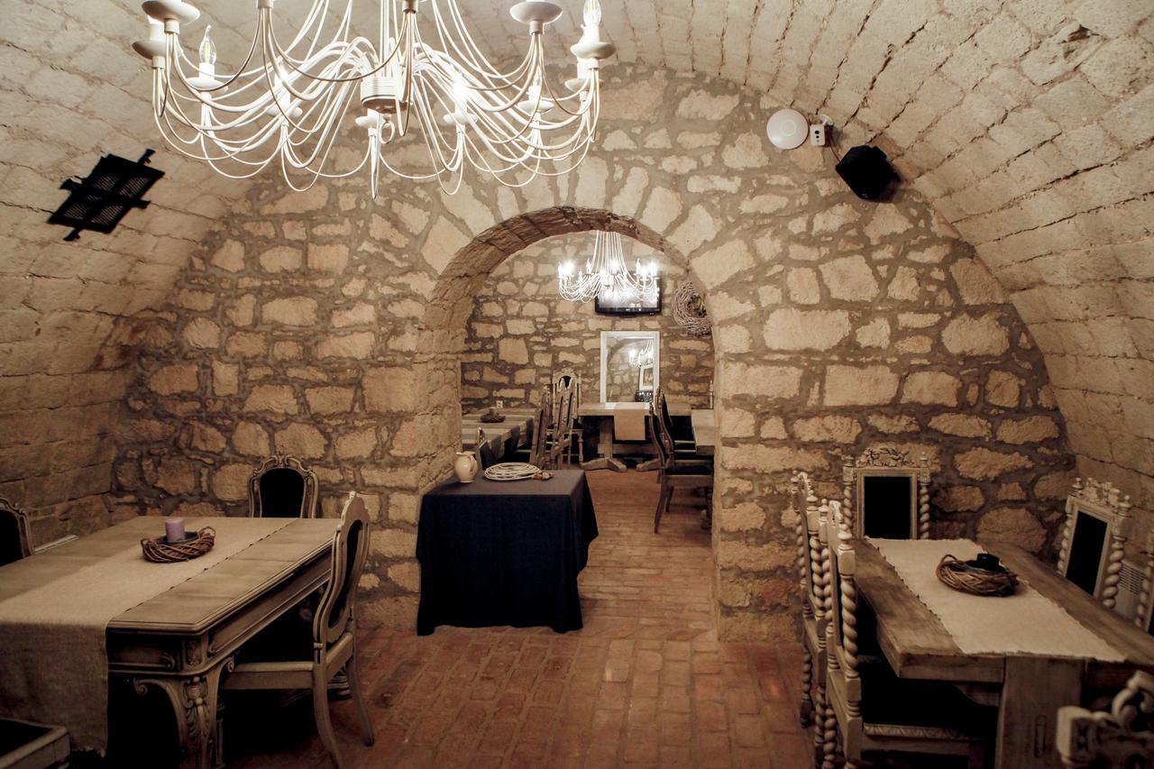 Hotel LaBor Kvártély Tokaj Esterno foto
